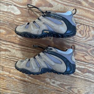 Merrell Brown and Black Hiking Athletic Shoes Vibram soles